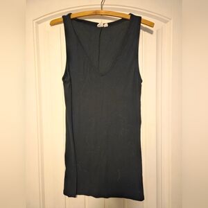 Supersoft GAP ribbed v neck tank top